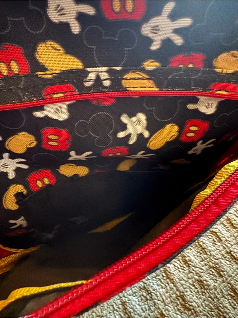 Disney / Walt Disney World Mickey Mouse Backpack